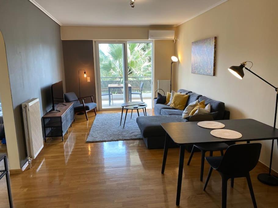 Cozy With Scenic View Apartment *